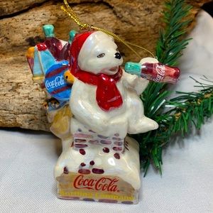 🎄2003 Coca Cola Bottle Bear with Bag of Gifts Ornament